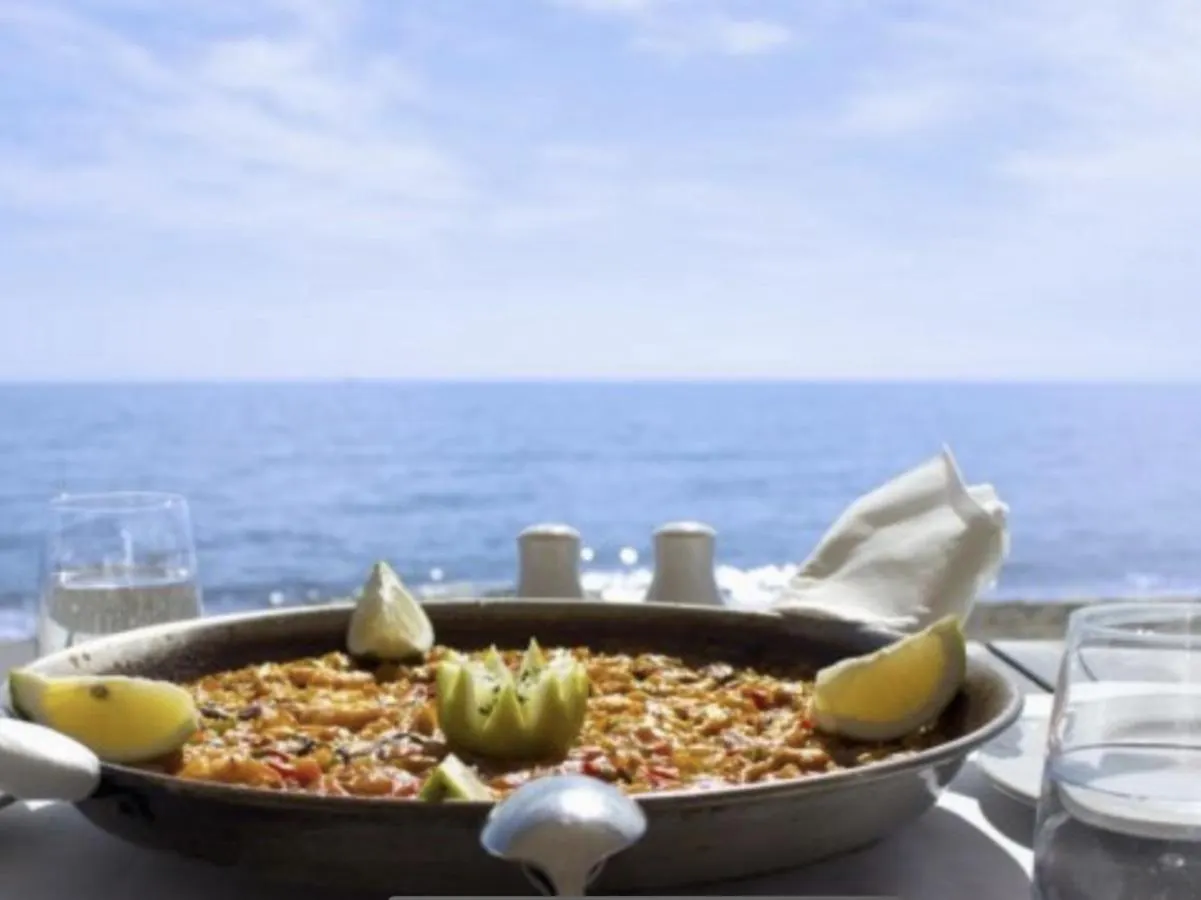 Marbella - Alicate Beachfront Apartment - 6 0*,  Spain