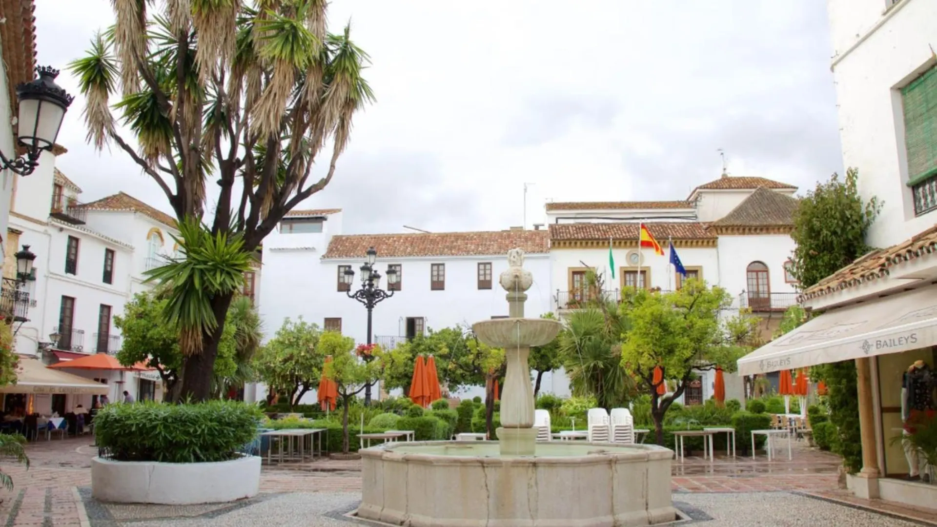 Marbella - Alicate Beachfront Apartment - 6 0*,  Spain
